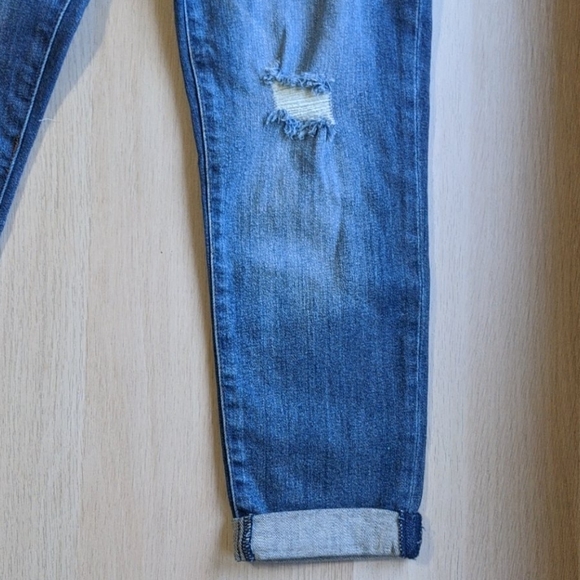 Women's jeans - Picture 2 of 3